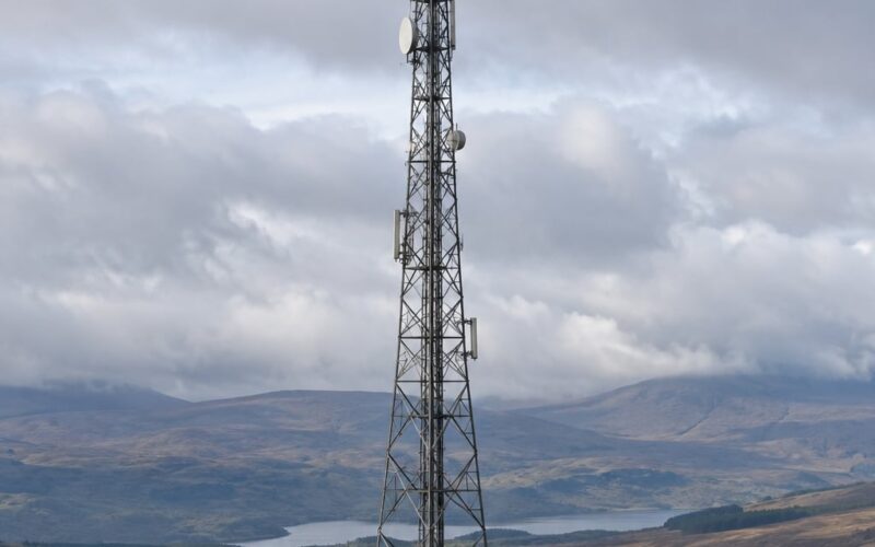 How Radio Towers Broadcast a Signal: A Simple Guide 2026