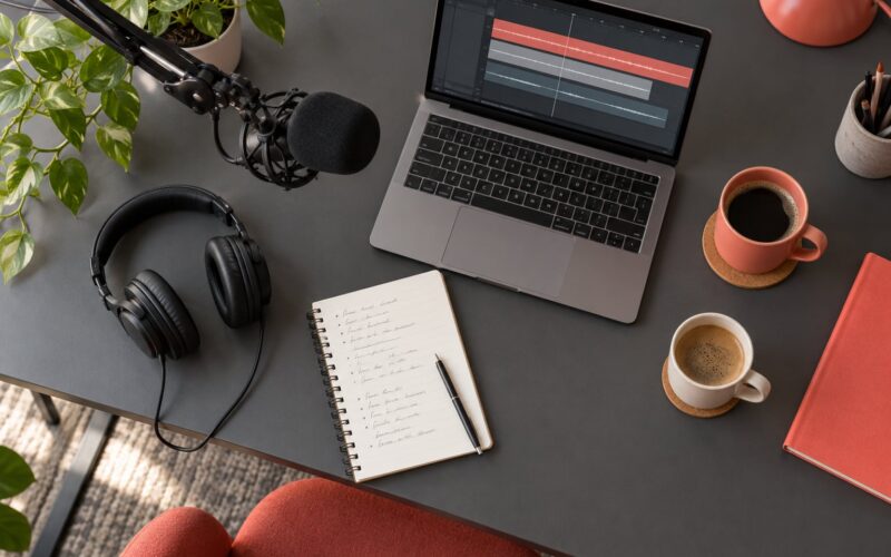 How Latin Radio Formats Differ: A Listener’s Guide 2026